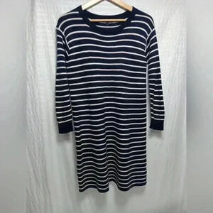 J.Crew 💯 Merino Wool Crewneck, long-sleeved Sweater Dress. Ladies size  L
